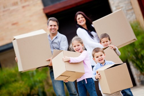 Packing boxes and fragile items for Brompton removals