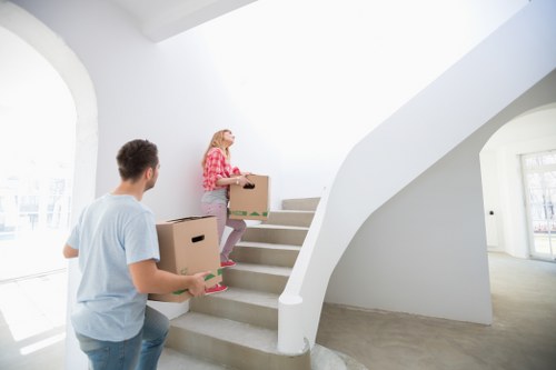 Affordable student removals service in Brompton